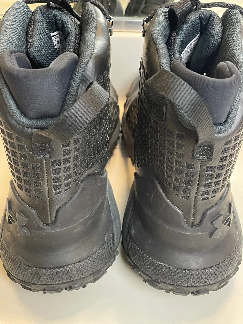 Under Armour STORM Proof Men’s HOVR Dawn Waterproof 2.0 Black Anthracite Boots